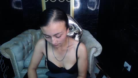 Live 300pm 900pm COLOMBIAN HOUR online show from February 2025 12:39:02 PM