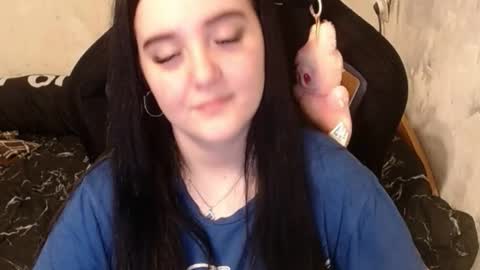 Snapshot of sweet_my_dream chatting on September 2025 07:02:02 PM sweet_my_dream online show from September 2025 07:02:02 PM