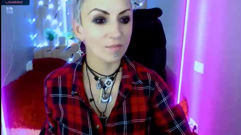 Snapshot of sweet_n_strong chatting on October 2025 12:39:02 PM sweet_n_strong online show from October 2025 12:39:02 PM