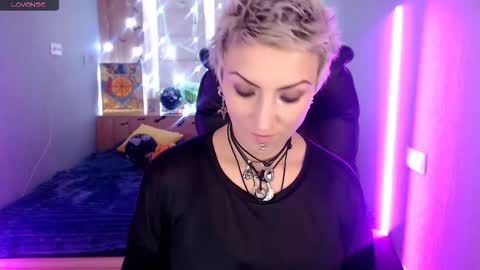 Snapshot of sweet_n_strong chatting on November 2025 08:13:01 AM sweet_n_strong online show from November 2025 08:13:01 AM