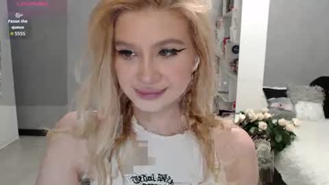 sweet_nicole_333 online show from October 2025 08:57:02 AM