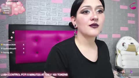  LAUREN  online show from September 2025 08:53:01 PM