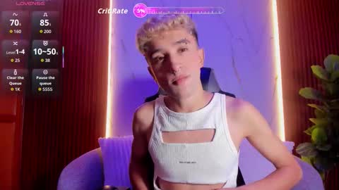 Santiago online show from October 2025 12:16:02 PM