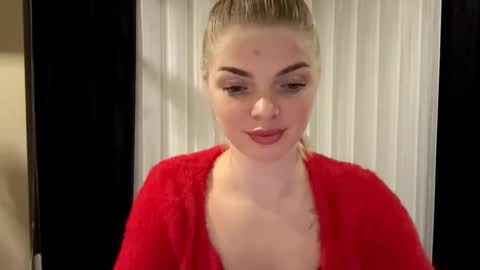 Snapshot of sweet_sinn_ chatting on October 2025 09:19:02 PM Mira online show from October 2025 09:19:02 PM