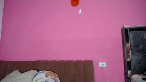 sweet_sofi20 online show from October 2025 11:07:01 AM