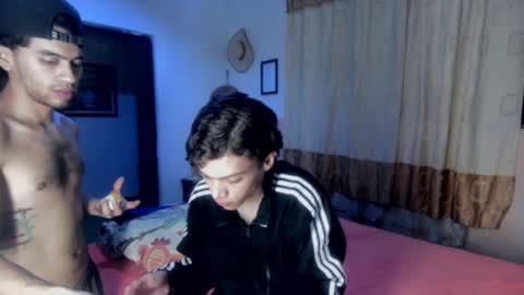 Snapshot of sweet_tippot chatting on February 2025 03:12:01 AM Tippot and Germaine online show from February 2025 03:12:01 AM