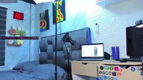 Snapshot of sweet_tits2 chatting on October 2025 08:14:02 PM Isabella online show from October 2025 08:14:02 PM