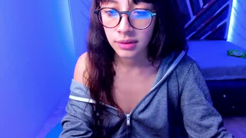 sweet_venus4 online show from January 2025 12:42:02 AM
