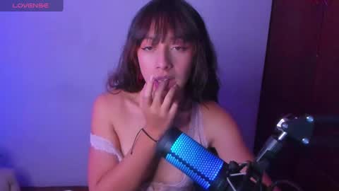 sweet_venus4 online show from March 2025 05:29:02 PM