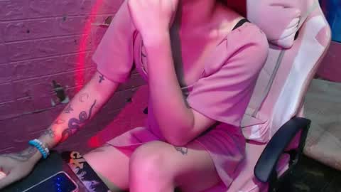 Snapshot of sweet_vina18 chatting on November 2025 07:30:02 AM sweet_vina18 online show from November 2025 07:30:02 AM