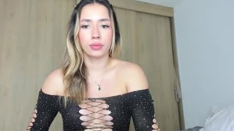 Camila online show from February 2025 12:48:02 PM