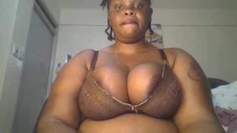 Snapshot of sweetbaby46 chatting on November 2025 03:27:01 AM sweetbaby46 online show from November 2025 03:27:01 AM