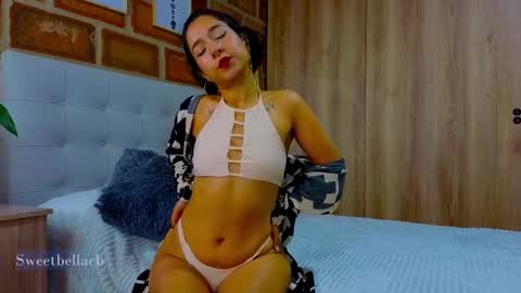 Bella Paz online show from September 2025 06:52:02 PM