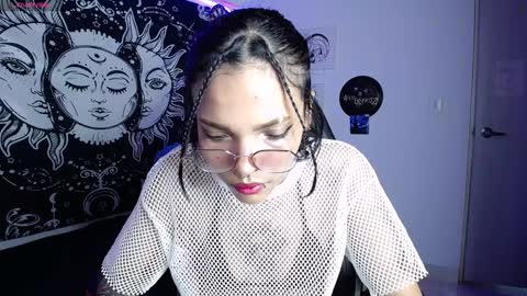 sweetbitter_ online show from January 2025 07:31:02 PM