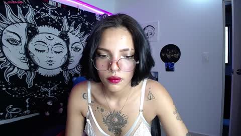 sweetbitter_ online show from January 2025 10:19:01 PM