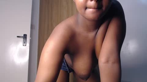 Brinna online show from February 2025 07:30:02 PM