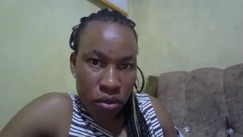 sweetdiva2012 online show from December 2024 02:46:01 AM