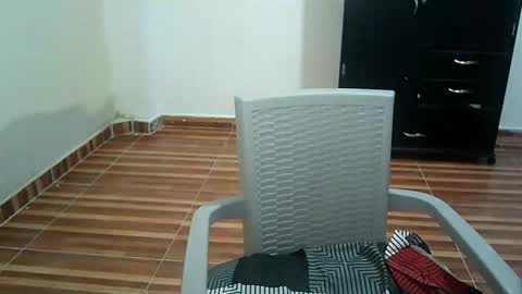Victoria Santos online show from March 2025 07:38:02 AM