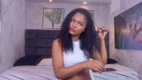 sweetgirlboney online show from September 2025 11:34:01 AM
