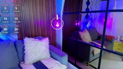 Snapshot of sweetie_foxxxx chatting on October 2025 11:11:01 AM violeta online show from October 2025 11:11:01 AM