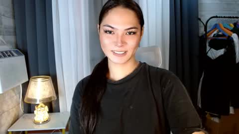 sweetiefox1 online show from September 2025 12:10:01 PM