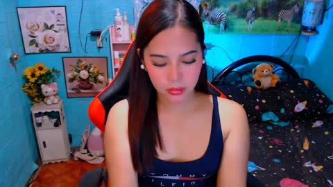 Nicole online show from January 2025 04:37:01 AM