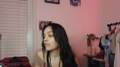 Snapshot of sweetieslikebutter chatting on October 2025 04:20:02 AM Blu Sweets online show from October 2025 04:20:02 AM