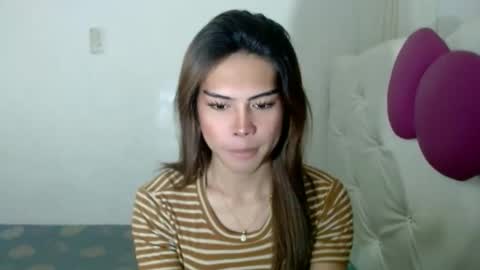 Julia online show from October 2025 01:04:02 AM