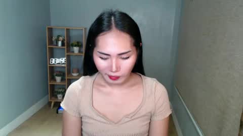   online show from December 2024 01:02:02 AM