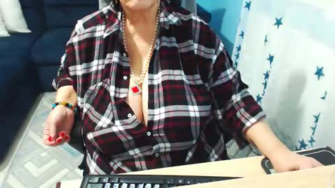 Rebeka online show from February 2025 04:21:02 PM