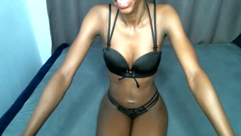 Snapshot of sweetlilly2540 chatting on October 2025 08:44:01 AM sweetlilly2540 online show from October 2025 08:44:01 AM