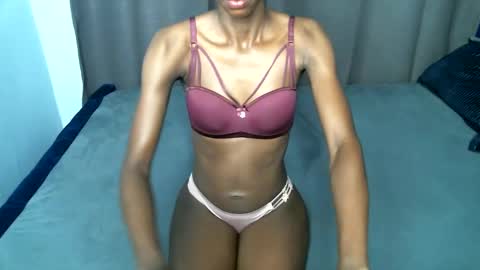 Snapshot of sweetlilly2540 chatting on October 2025 07:25:01 PM sweetlilly2540 online show from October 2025 07:25:01 PM