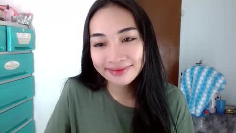 Lilly online show from December 2024 02:42:01 AM