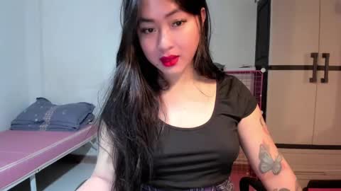 Zoe online show from December 2024 04:23:01 PM
