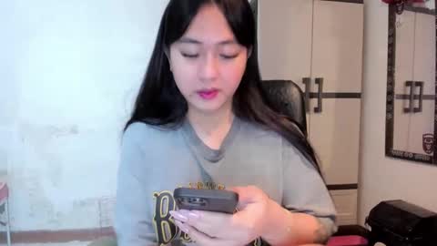 Zoe online show from January 2025 10:01:01 PM