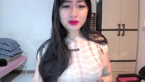 Zoe online show from February 2025 01:57:01 AM