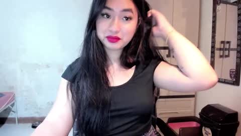 Zoe online show from March 2025 12:33:02 AM