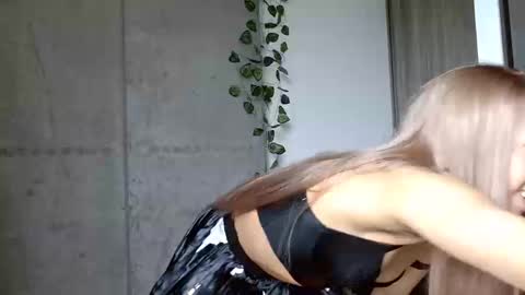 Snapshot of sweetmagic6 chatting on September 2025 08:30:02 PM sweetmagic6 online show from September 2025 08:30:02 PM