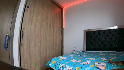 Snapshot of sweetmagic6 chatting on October 2025 12:42:02 PM sweetmagic6 online show from October 2025 12:42:02 PM