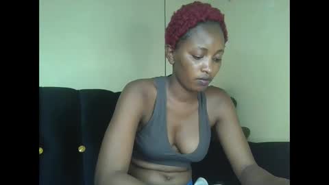 sweetmama06 online show from October 2025 09:43:02 AM