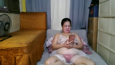 sweetmine4u28 online show from December 2024 06:32:02 PM