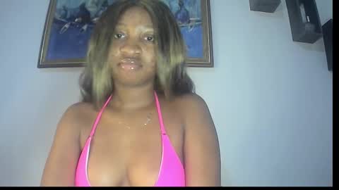 Snapshot of sweetness755325 chatting on November 2025 07:03:02 AM sweetness755325 online show from November 2025 07:03:02 AM