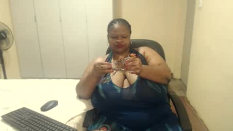 sweetnoziexxx online show from December 2024 06:39:01 PM