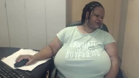 Snapshot of sweetnoziexxx chatting on October 2025 04:22:02 AM sweetnoziexxx online show from October 2025 04:22:02 AM