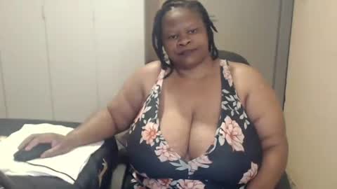 Snapshot of sweetnoziexxx chatting on October 2025 05:51:02 AM sweetnoziexxx online show from October 2025 05:51:02 AM