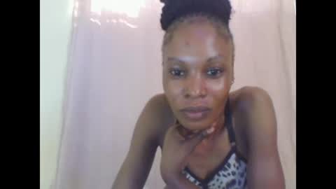 ESTHER online show from January 2025 12:52:02 PM