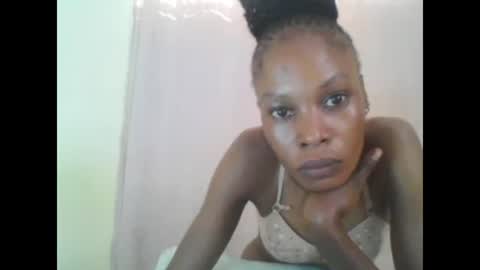 ESTHER online show from January 2025 12:47:01 PM