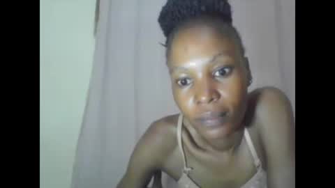 ESTHER online show from January 2025 02:47:02 AM