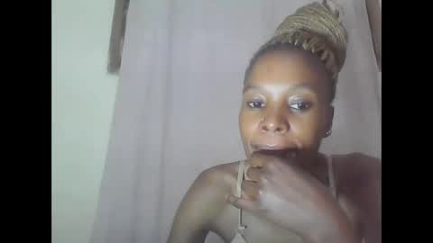 ESTHER online show from February 2025 05:58:01 AM