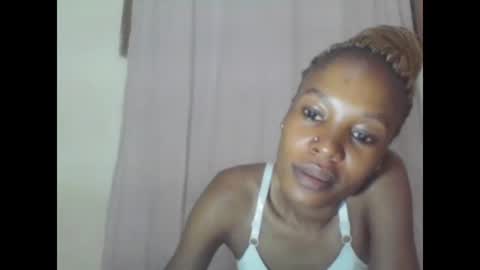 ESTHER online show from February 2025 12:58:02 AM